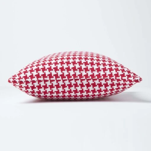 Houndstooth 100% Cotton Cushion Cover Red, 60 X 60 Cm -Best Homeware Store 02 sf1321 houndstooth red cushion cover 2