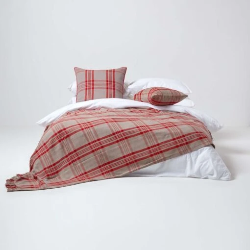 Grey & Red Tartan Check Sofa And Bed Throw -Best Homeware Store 03 sf1352a grey red tartan check throw