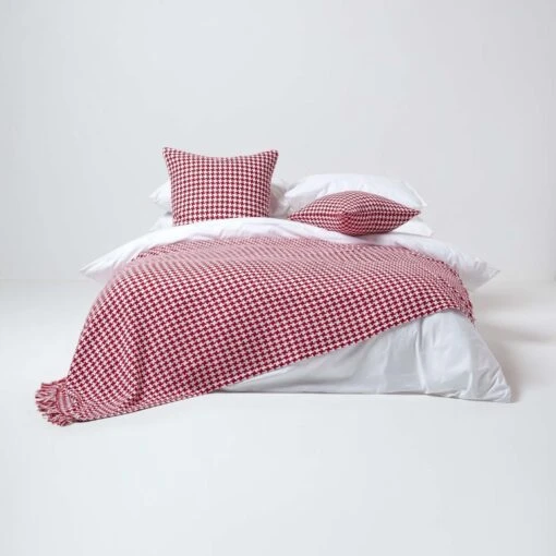 Houndstooth 100% Cotton Cushion Cover Red, 60 X 60 Cm -Best Homeware Store 04 sf1321 houndstooth red cushion cover 2