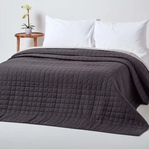 Cotton Quilted Reversible Bedspread Black & Grey -Best Homeware Store 1 sf1106 reversible bedspread black grey 2