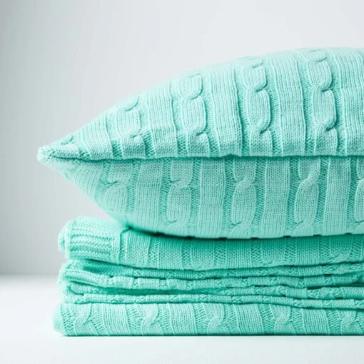 Cotton Cable Knit Pastel Green Throw -Best Homeware Store 6 sf1596 cotton cable knit pastel green throw 3