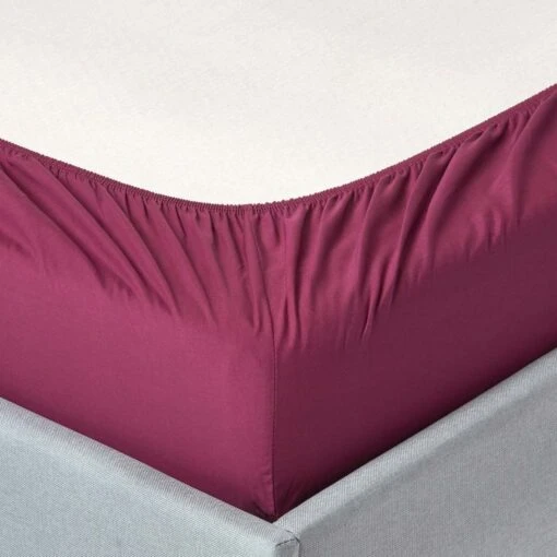 Plum Egyptian Cotton Fitted Sheet 200 TC -Best Homeware Store bl1106 02