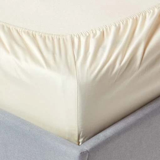 Cream Organic Cotton Deep Fitted Sheet 18 Inch 400 TC -Best Homeware Store bl1201 02 9