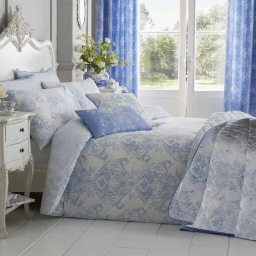 Blue French Toile Patterned Duvet Cover Set -Best Homeware Store bl1616 toile blue bedspread change 4