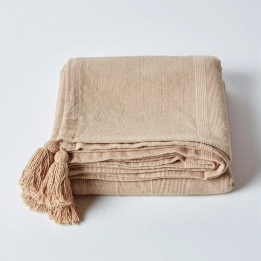 Cotton Rajput Ribbed Beige Throw, 255 X 360 Cm -Best Homeware Store httpsimages.vikkit.co .ukhomescapesthrowsrajputsf11692 sf1169 cotton rajput ribbed beige throw