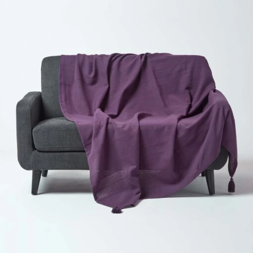 Cotton Rajput Ribbed Purple Throw, 255 X 360 Cm -Best Homeware Store httpsimages.vikkit.co .ukhomescapesthrowsrajputsf11751 sf1175 cotton rajput ribbed purple throw