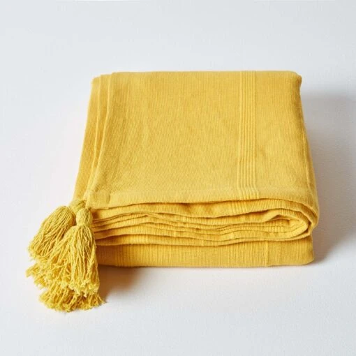 Cotton Rajput Ribbed Yellow Throw -Best Homeware Store httpsimages.vikkit.co .ukhomescapesthrowsrajputsf11762 sf1176 cotton rajput ribbed yellow throw