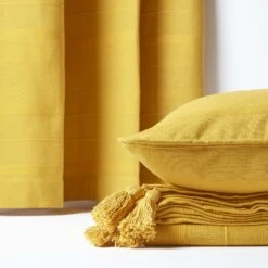 Cotton Rajput Ribbed Yellow Throw -Best Homeware Store httpsimages.vikkit.co .ukhomescapesthrowsrajputsf11766 sf1176 cotton rajput ribbed yellow throw