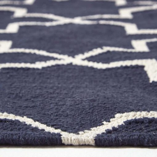 Edmonton Handwoven Navy Blue And White Cotton Geometric Kilim Rug -Best Homeware Store ru1289 04