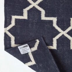 Edmonton Handwoven Navy Blue And White Cotton Geometric Kilim Rug -Best Homeware Store ru1289 05