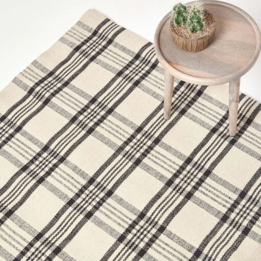 Logan Black And White Tartan Check Non-Slip 100% Wool Rug -Best Homeware Store ru1301 01