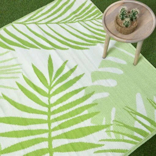 Green Tropical Leaf Pattern Reversible Outdoor Rug -Best Homeware Store ru1329 a 1