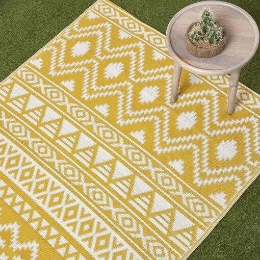 Anna Aztec Yellow & White Outdoor Rug Runner, 75 X 200 Cm -Best Homeware Store ru1366d 2