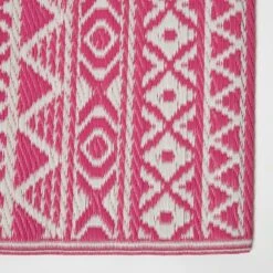 Tia Aztec Pink & White Outdoor Rug -Best Homeware Store ru1396 3 3