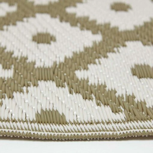 May Geometric Olive Green Outdoor Rug -Best Homeware Store ru1398 4 3