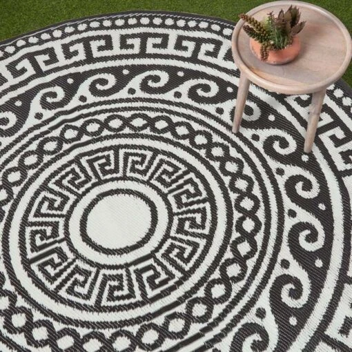 Enid Aztec Black & White Round Outdoor Rug, 180 Cm -Best Homeware Store ru1399 2