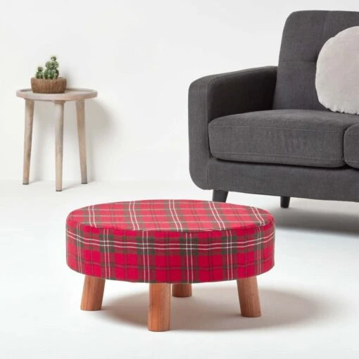 Traditional Red, Green And White Tartan Flat Footstool With Legs -Best Homeware Store sf1573 2 footstools